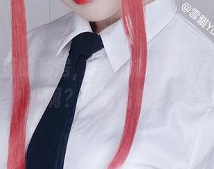 打开雪猫的私房，吉他妹妹为啥没穿衣服啊？哈哈哈哈。