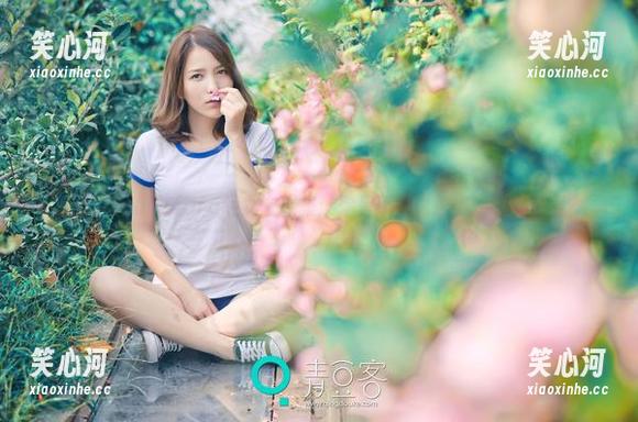 青豆客 - 晓艾fafa的女友合集：你是不是也想当她的女友啊？